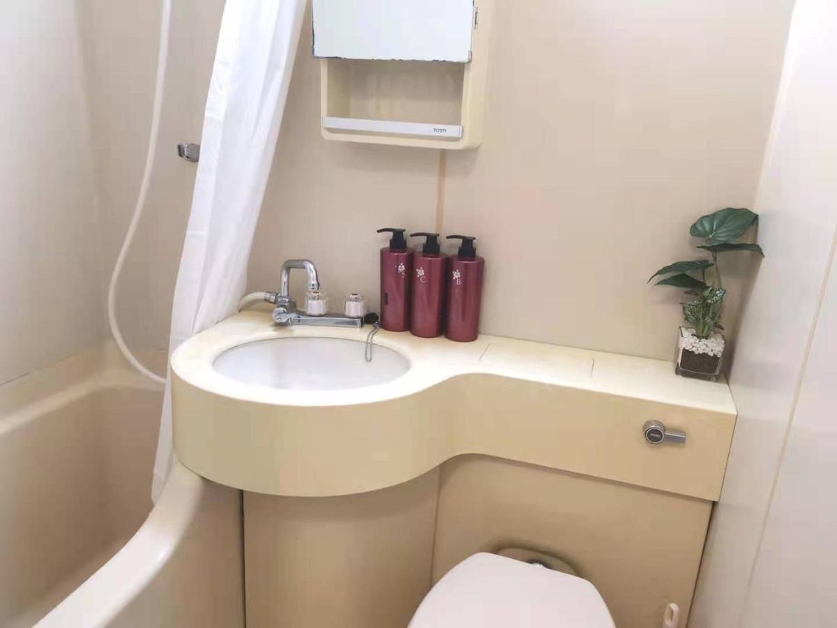 Lx -- Self Check-In -- Room Number & Password Is In The Following Email Токио Екстериор снимка